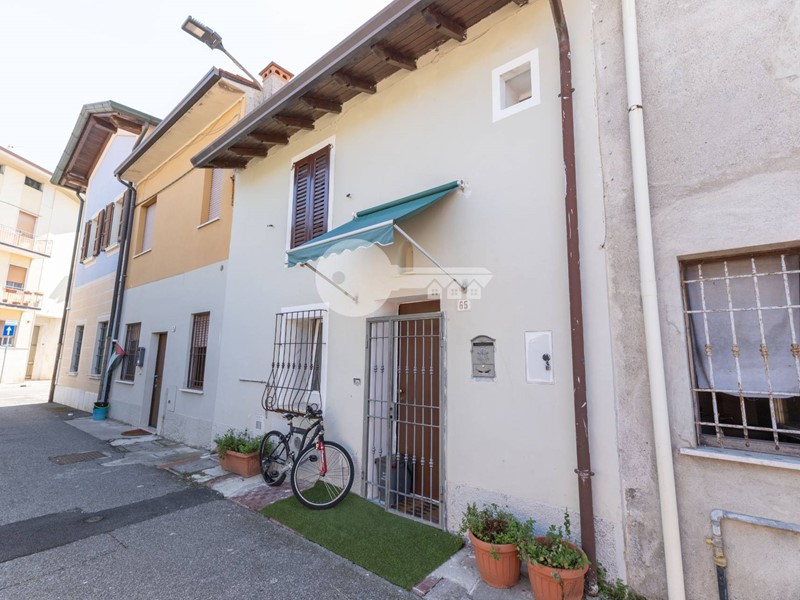 Casa Semi Indipendente in Vendita a Ghedi, 65'000€, 60 m²
