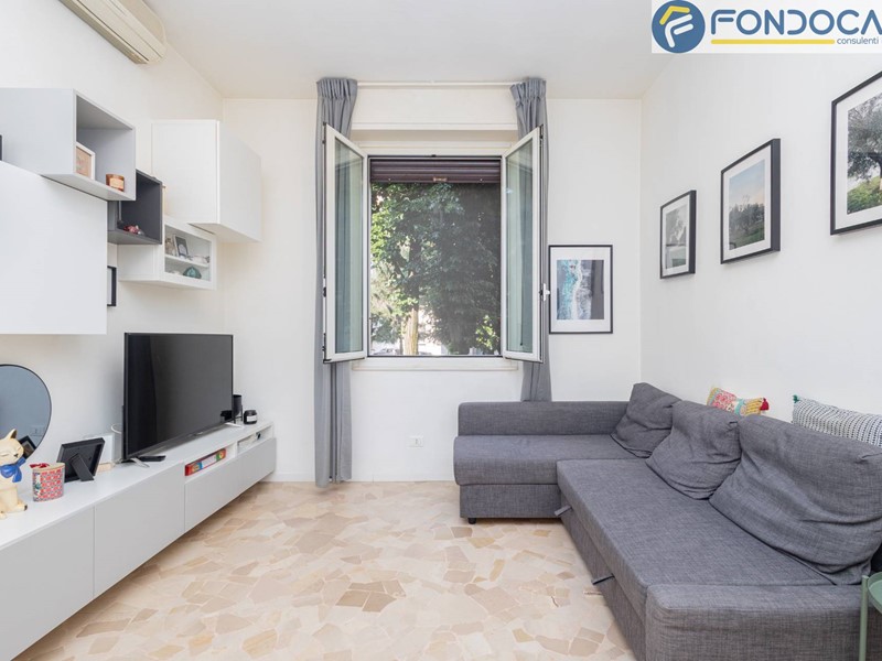 Bilocale in Vendita a Milano, 310'000€, 65 m²