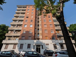 Bilocale in Vendita a Milano, 310'000€, 65 m²