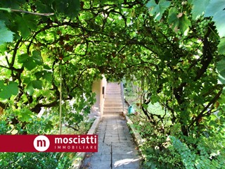 Appartamento in Vendita a Matelica, 142'000&euro;, 100 m²