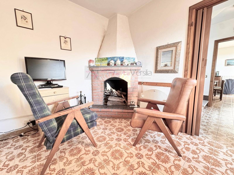 Casa Semi Indipendente in Vendita a Montignoso, 150'000&euro;, 66 m²