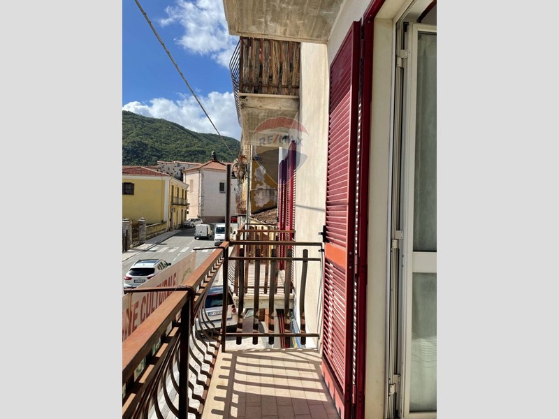 Appartamento in Vendita a Colli a Volturno, 130'000€, 172 m²