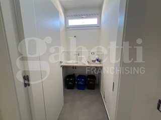 Appartamento in Vendita a Pozzilli, 140'000€, 176 m²