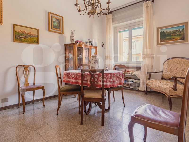 Quadrilocale in Vendita a Pinerolo, 99'000€, 100 m²