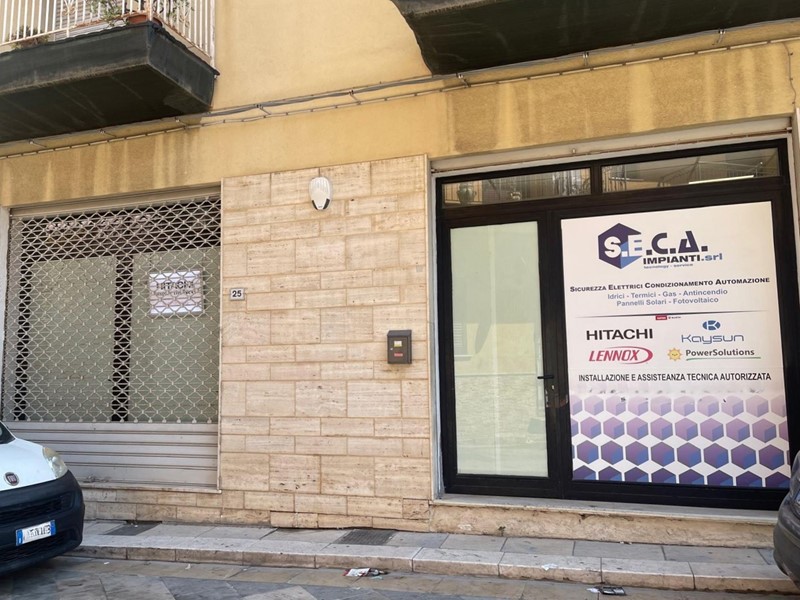 Laboratorio in Vendita a Bagheria, 115'000€, 113 m²