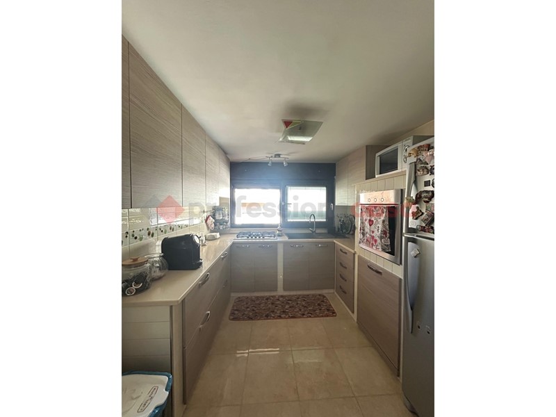 Appartamento in Vendita a Monteiasi, 160'000€, 200 m²