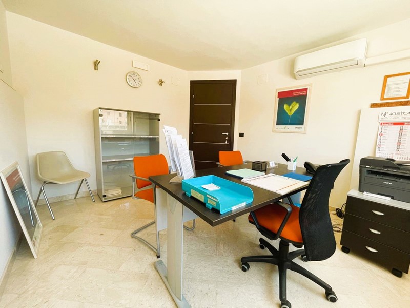 Magazzino in Vendita a Agrigento, 109'000€, 119 m²