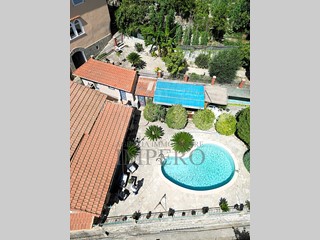 Casa Indipendente in Vendita a Ventimiglia, zona Mortola Inferiore, 550'000€, 100 m²