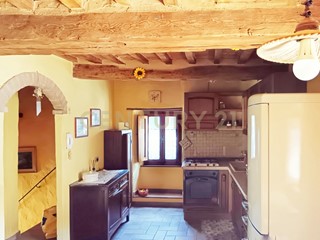 Casa Semi Indipendente in Vendita a Abbadia San Salvatore, 80'000€, 80 m², arredato