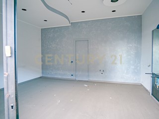 Immobile commerciale in Vendita a Santa Venerina, 36'000€, 52 m²