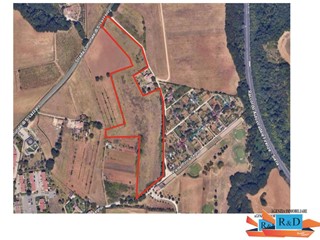 Terreno agricolo in Vendita a Colle di Val D'Elsa, 50'000€, 39460 m²