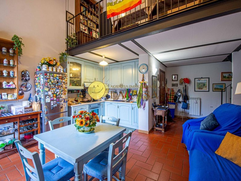 Trilocale in Vendita a Figline e Incisa Valdarno, zona Ponte Agli Stolli, 195'000€, 77 m², arredato