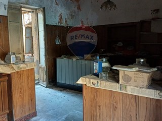 Casa Indipendente in Vendita a Acireale, 74'000€, 124 m²