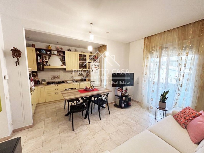 Quadrilocale in Vendita a Viareggio, 215'000€, 76 m²