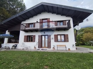 Casa Indipendente in Vendita a San Gregorio nelle Alpi, 250'000€, 110 m²