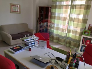 Appartamento in Affitto a Caltagirone, 650€, 176 m²