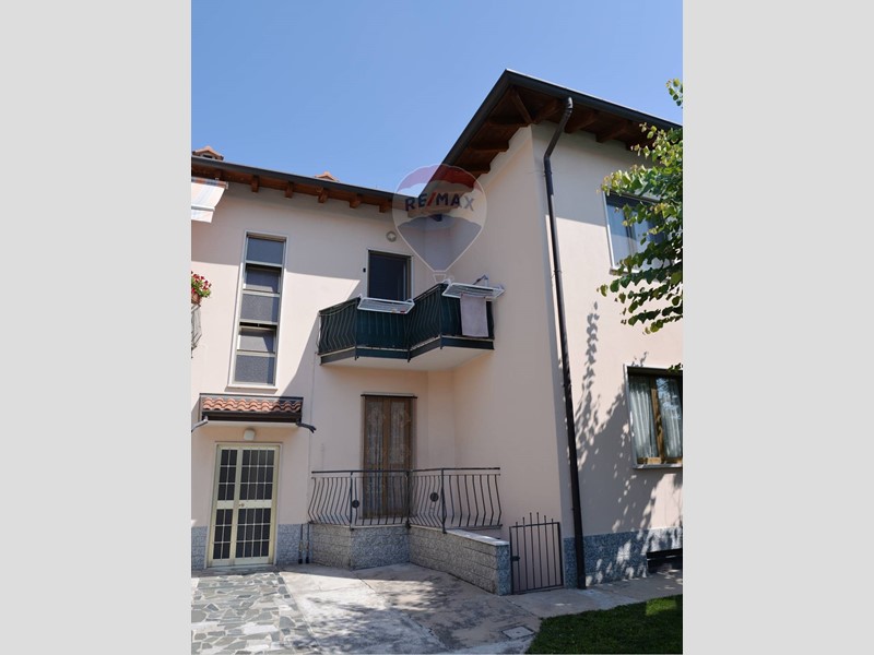 Trilocale in Vendita a Capriate San Gervasio, 125'000€, 105 m²