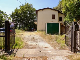 Casa Indipendente in Vendita a Ferentillo, 230'000€, 200 m²