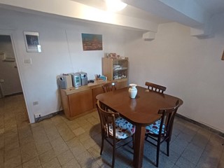 Appartamento in Vendita a Maenza, 26'000€, 100 m²
