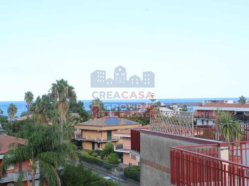 Appartamento in Vendita a Mascali, 105'000€, 150 m²