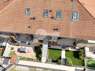 Attico in Vendita a Nave, 350'000€, 180 m²