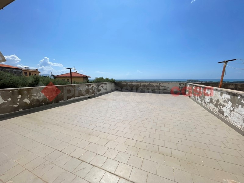 Trilocale in Vendita a Minturno, 98'000€, 75 m²