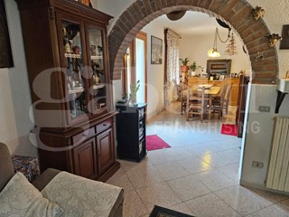 Casa Indipendente in Vendita a Polverara, 270'000€, 137 m²