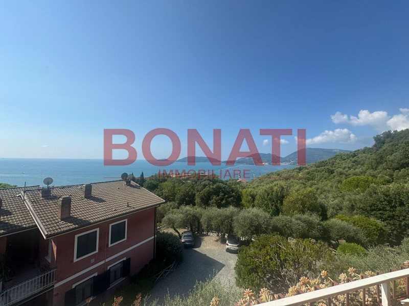 Appartamento in Vendita a Lerici, zona Baia Blu, 550'000&euro;, 126 m², arredato