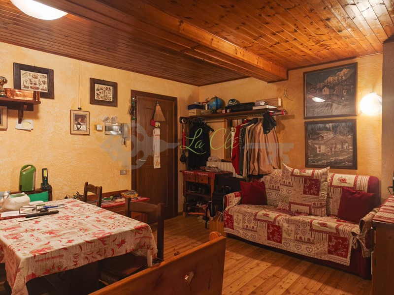 Bilocale in Vendita a Prè Saint Didier, zona Verrand, 240'000&euro;, 42 m², arredato