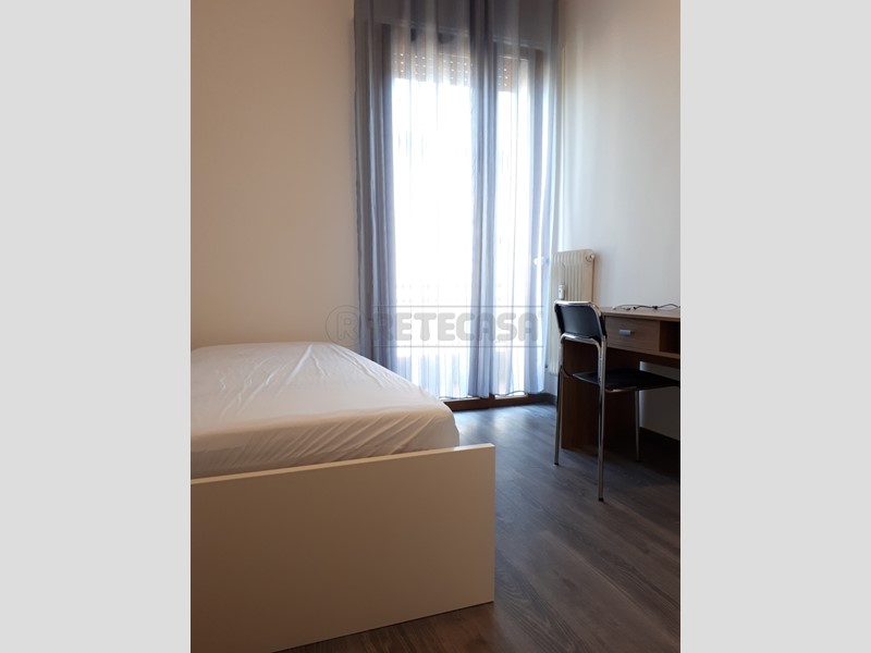 Stanza in Affitto a Vicenza, 350€, 12 m²