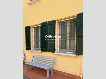 Ufficio in Affitto a San Giovanni in Persiceto, 650€, 54 m²