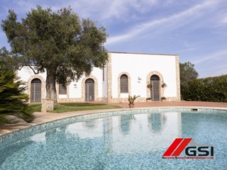 Casale in Vendita a San Vito dei Normanni, 475'000€, 180 m²