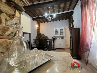 Trilocale in Vendita a Carrara, 99'000€, 60 m²