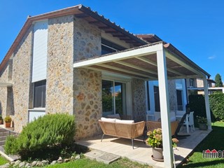 Villa in Vendita a Colle di Val D'Elsa, 540'000&euro;, 225 m²