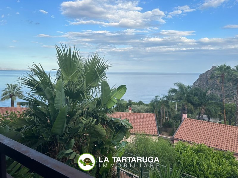 Quadrilocale in Vendita a Sant'Alessio Siculo, 139'000€, 99 m²