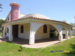 Villa in Vendita a Pachino, 300 m²