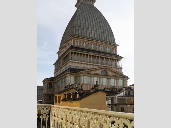 Trilocale in Affitto a Torino, 3'500€, 80 m²