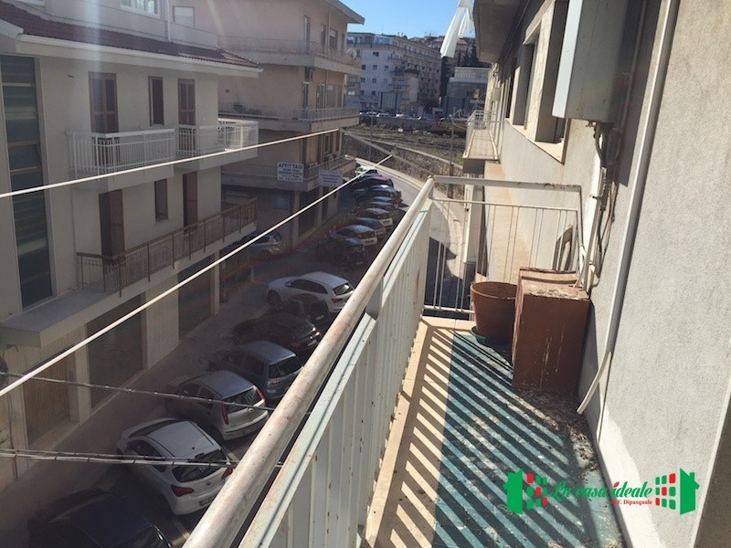 Appartamento in Vendita a Ragusa, 70'000&euro;, 201 m²