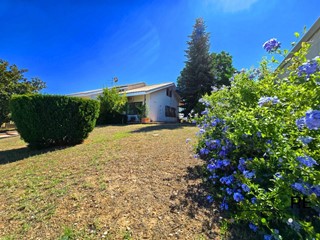 Villa in Vendita a Città Sant'Angelo, 520'000€, 280 m²