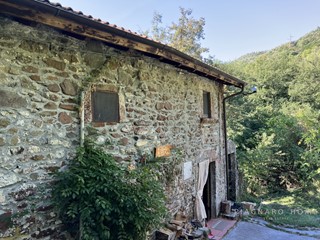 Casale in Vendita a Fivizzano, 130'000€, 120 m²