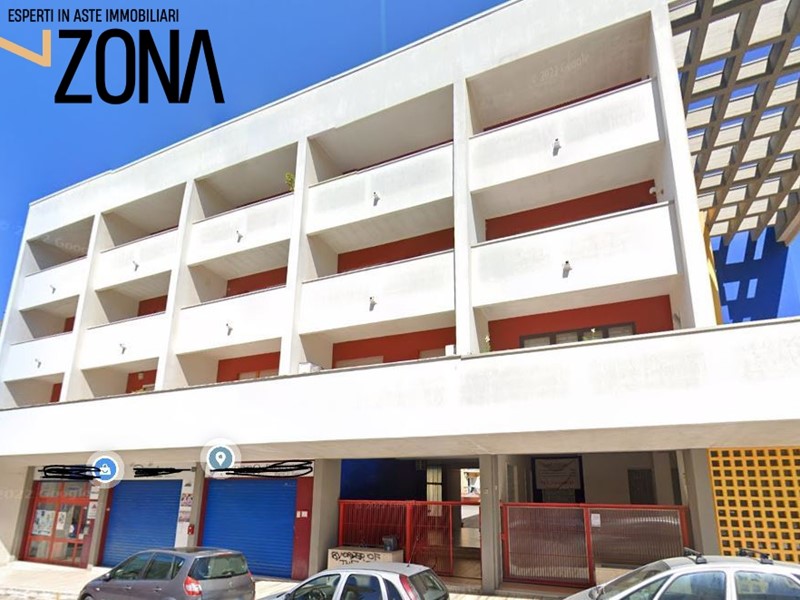 Trilocale in Vendita a Gioia del Colle, 63'750€, 80 m²