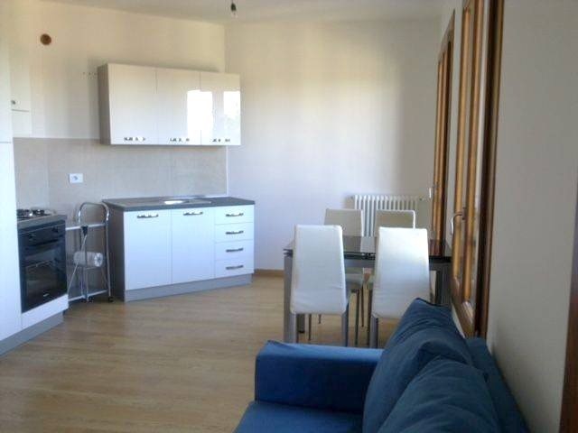 Bilocale in Vendita a Siena, 330'000&euro;, 70 m², arredato, con Box