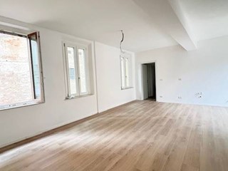 Quadrilocale in Vendita a Mantova, 248'000&euro;, 116 m²