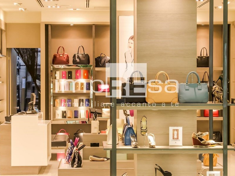 Immobile commerciale in Vendita a Venezia, 120'000€, 50 m²