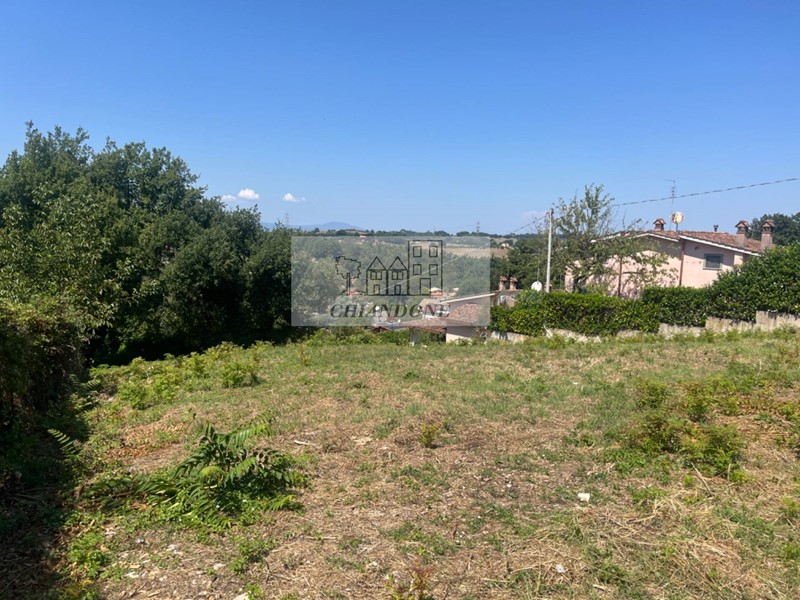 Terreno edificabile in Vendita a Rignano Flaminio, 50'000€, 1580 m²