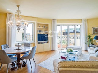 Appartamento in Vendita a Sanremo, 640'000€, 141 m²