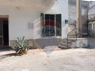 Trilocale in Vendita a Fucecchio, 68'000€, 60 m²