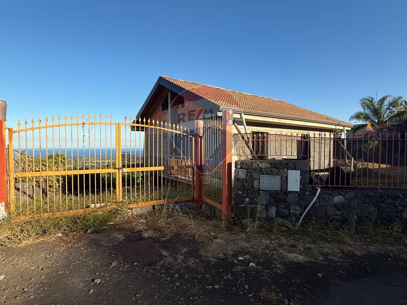 Appartamento in Vendita a Mascali, 160'000€, 180 m²