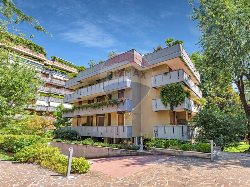 Bilocale in Vendita a Milano, 470'000€, 66 m²