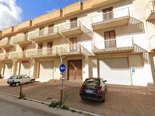 Immobile commerciale in Vendita a Castelvetrano, 950'000&euro;, 1600 m²